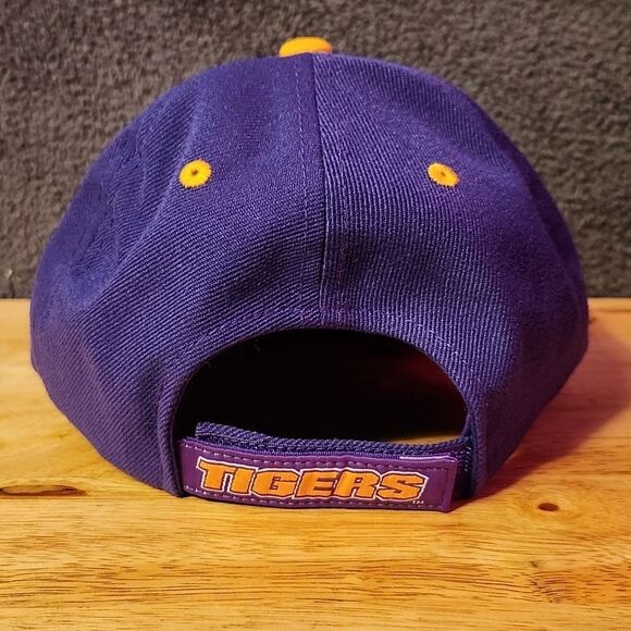 Top of the World LSU Purple Baseball Velcro Hat - New - Picture 4 of 8